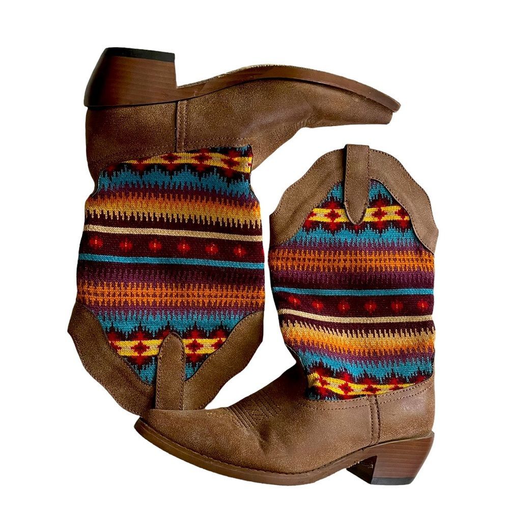 ROPER Aztec Sweater Western Boot Size 5.5
